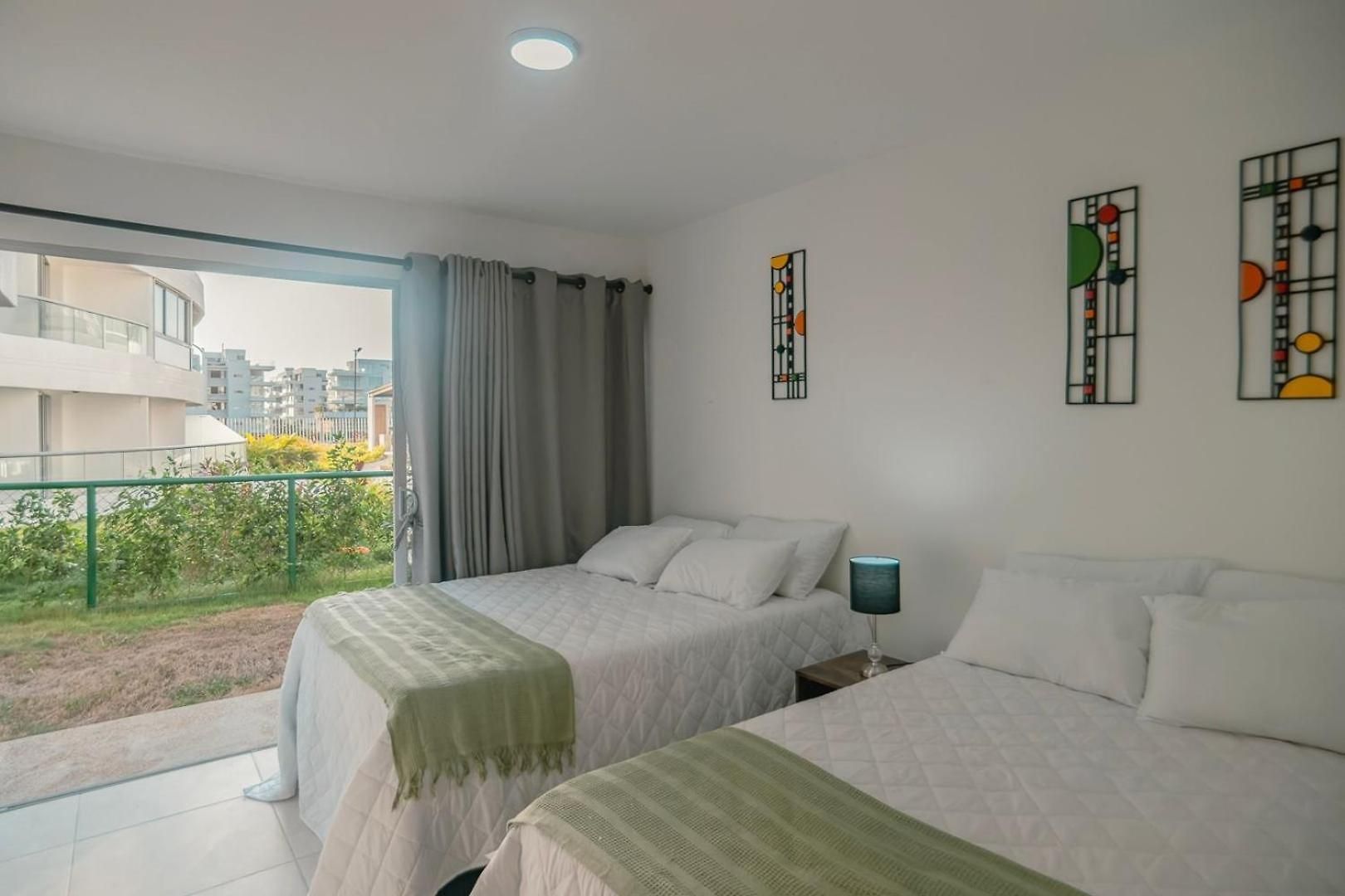 Apto Moderno En Serena Del Mar Con Terraza. Ideal Familias Y Grupos *