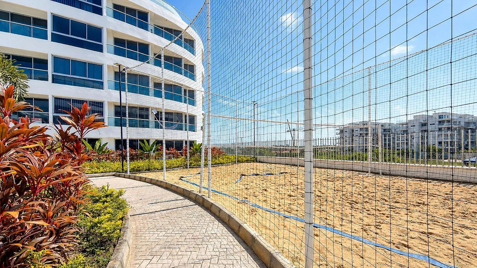 Apto Moderno En Serena Del Mar Con Terraza. Ideal Familias Y Grupos